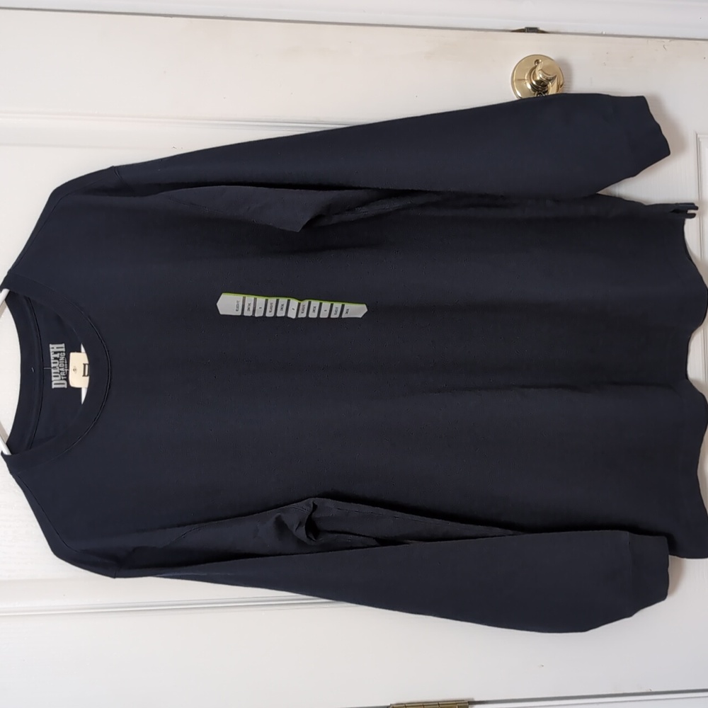 Deluth Trading Longtail Relaxed Fit Navy Crewneck Shirt. Size Medium. NWT